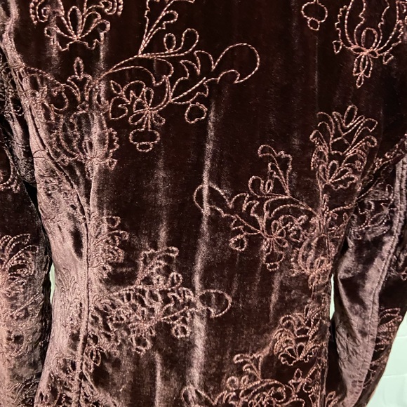 Gorgeous vintage old navy velvet jacket. Size large. Mint condition! - Picture 3 of 6